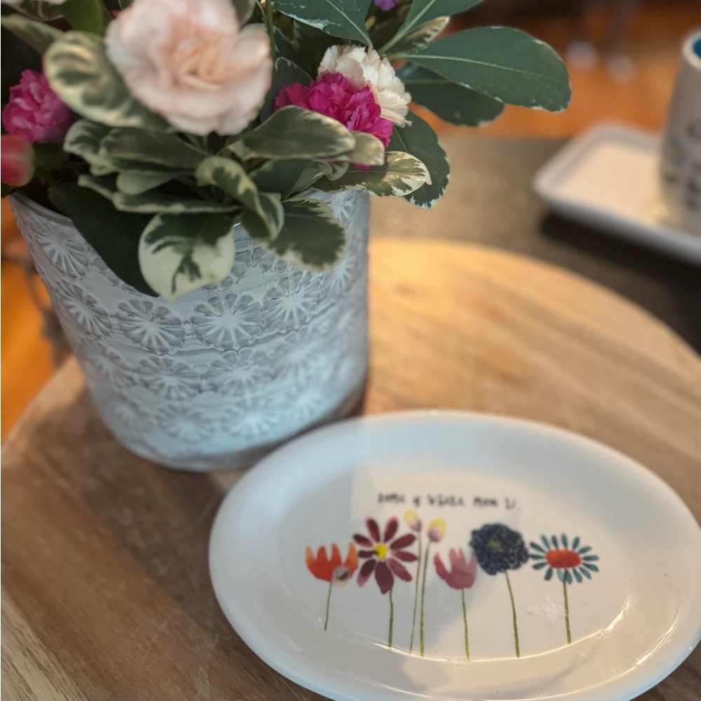 Rae Dunn Floral Design Oval Plate
